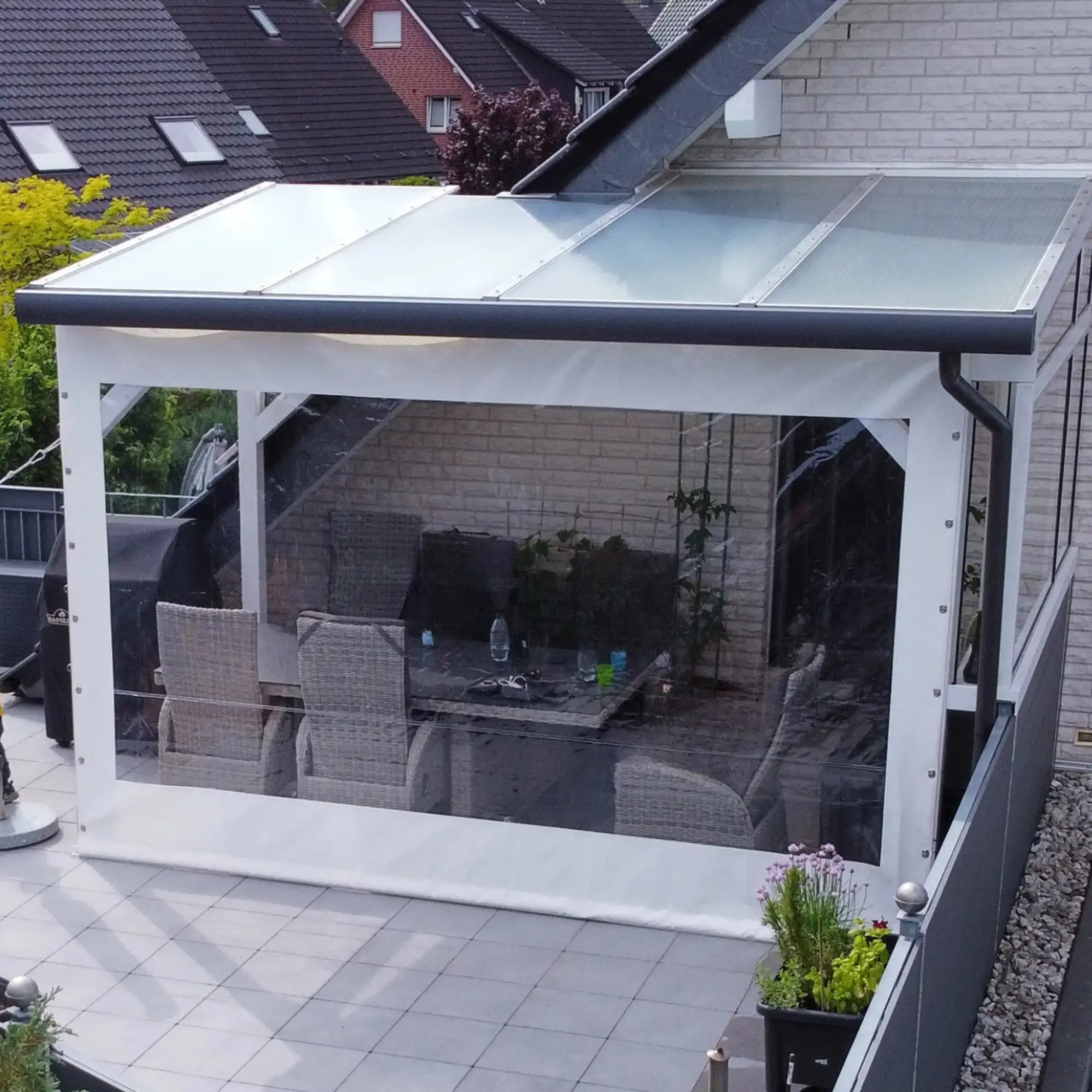 Terrassenplane mit eingerücktem Fenster weiß