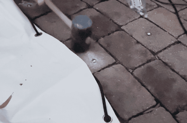 Bodenanker einschlagen