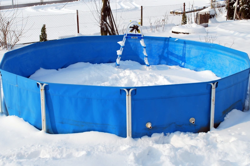 Welche Poolabdeckung für den Winter