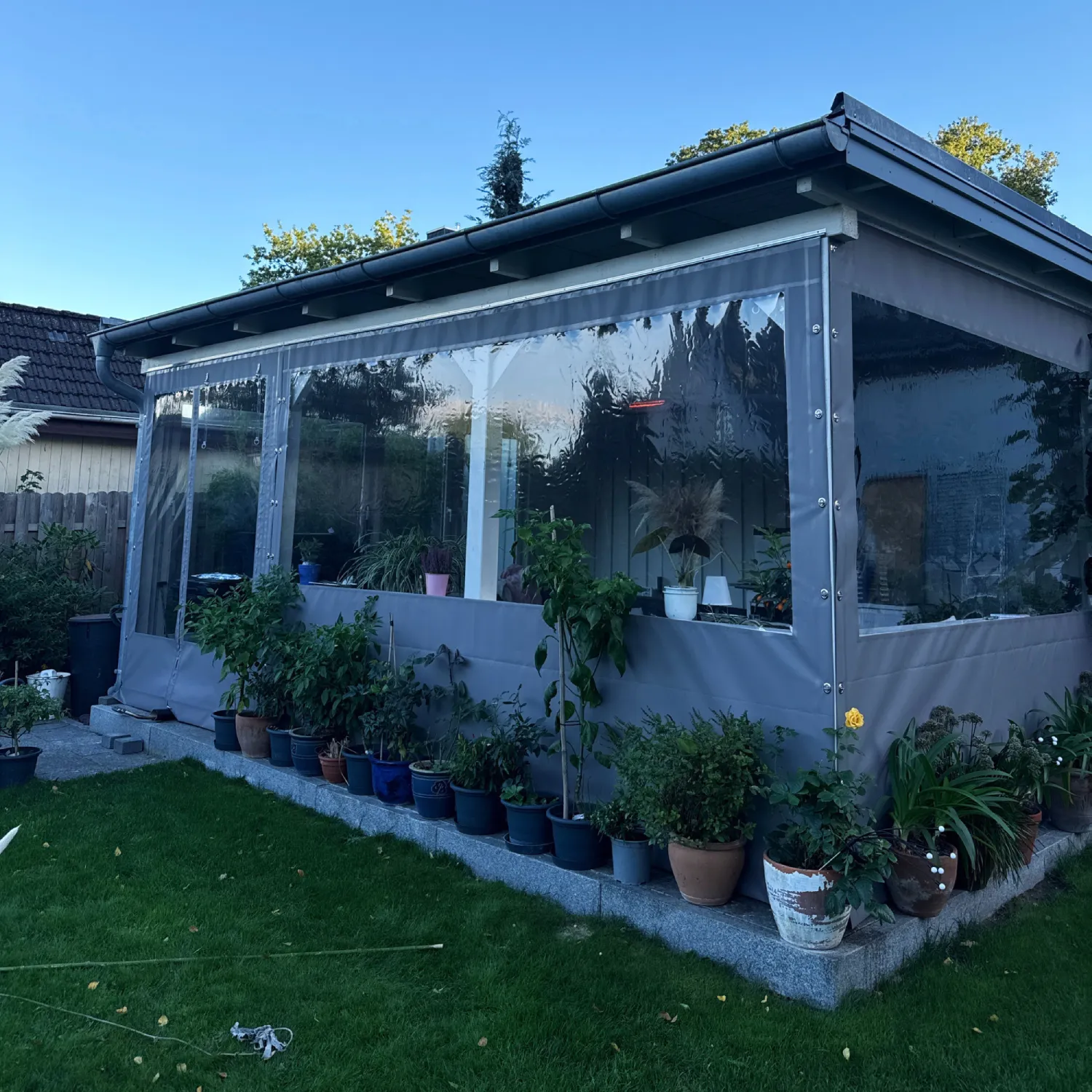 Terrassenplane als Wintergartenplane mit Keder