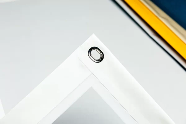Transparente_Plane_nach_Maß_Saum_Ovalöse_Nickel_Weiß9016_2