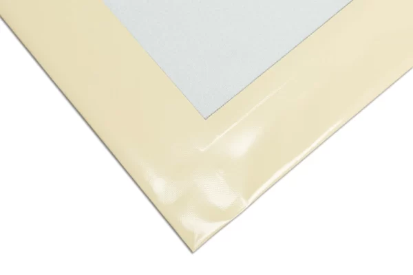 Transparente_Plane_nach_Maß_Saum_ElfenbeinRAL1014