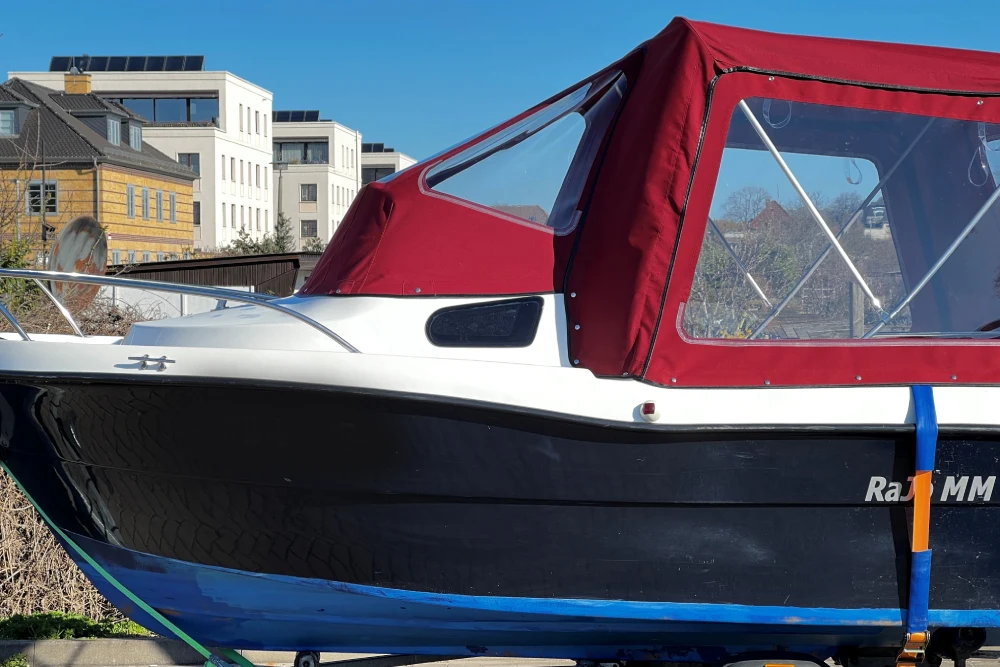 Bootsverdeck_rot
