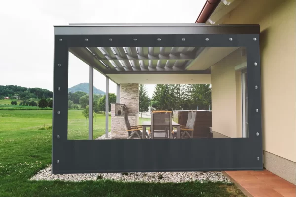 Terrassenplane mit eingerücktem Fenster-anthrazit